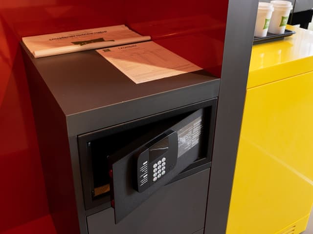 Double Room, 1 Double Bed