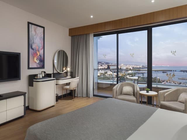 Family Sea View Room