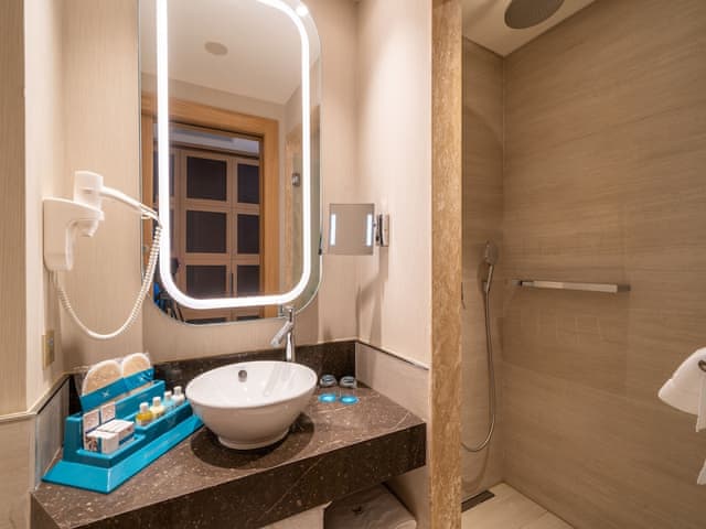 Standard Room with Direct Pool Access