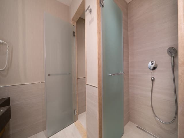 Family Room Pool Access via Stairs