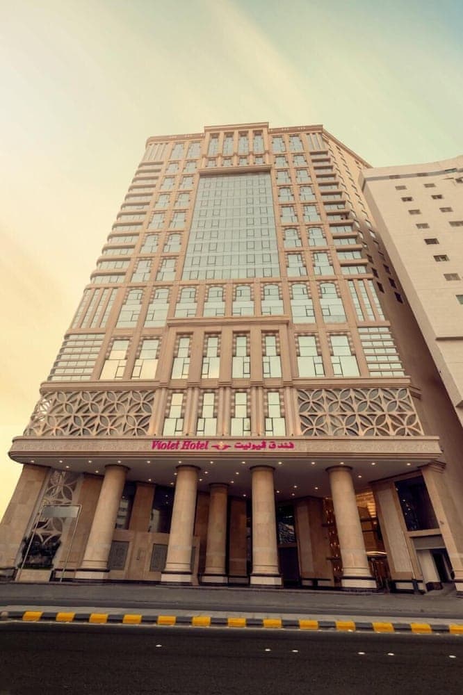 Violet Al Azizia Hotel