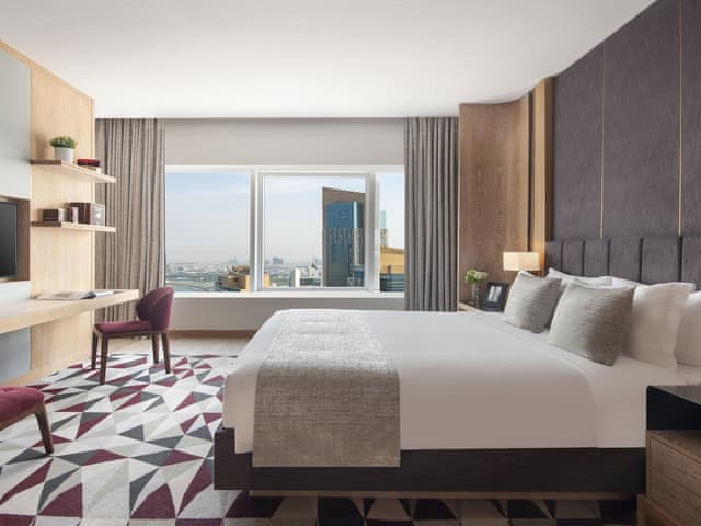 Executive Suite, 1 Bedroom With Beach Access, Non Smoking, City View