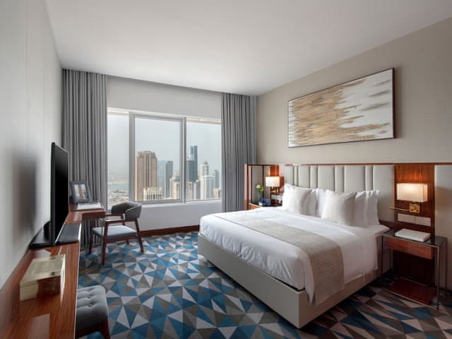 Executive Suite, 2 Bedrooms With Beach Access, Non Smoking, City View