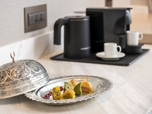 Premier City View King