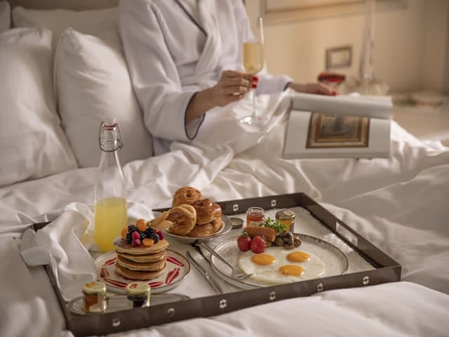 Deluxe Room, 1 King Bed