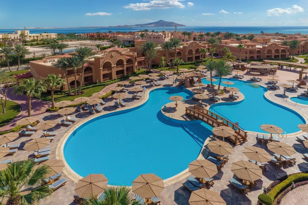 Charmillion Gardens Aquapark