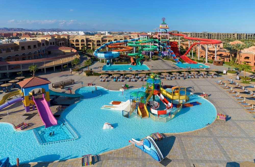 Charmillion Gardens Aquapark