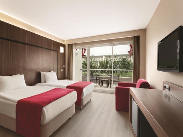 Room, 2 Twin Beds, Smoking