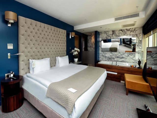 Grand Suite, 1 King Bed, Non Smoking