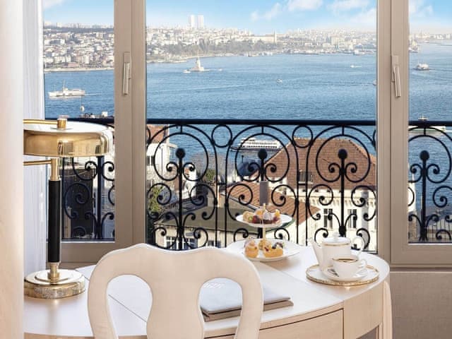 Executive room with sea view
