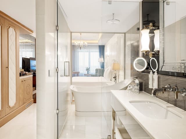 Executive room with sea view