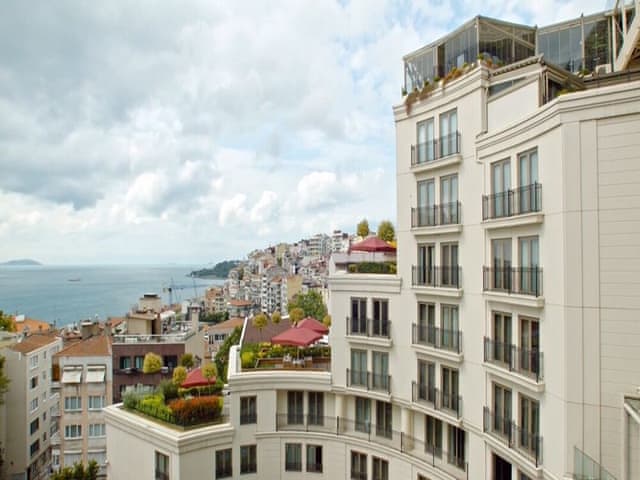 Park Bosphorus One Bedroom Residence with Bosphorus View