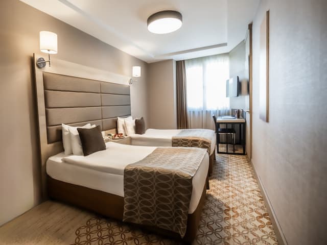 Standard Cift Kisilik Oda