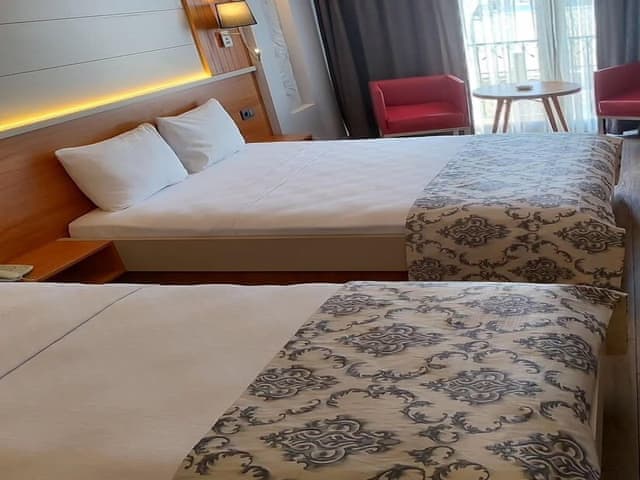 Deluxe Çift Kişilik veya İki Tek Kişilik Yataklı Oda
