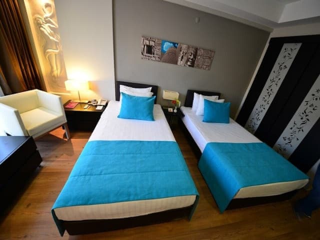 Deluxe Çift Kişilik veya İki Tek Kişilik Yataklı Oda