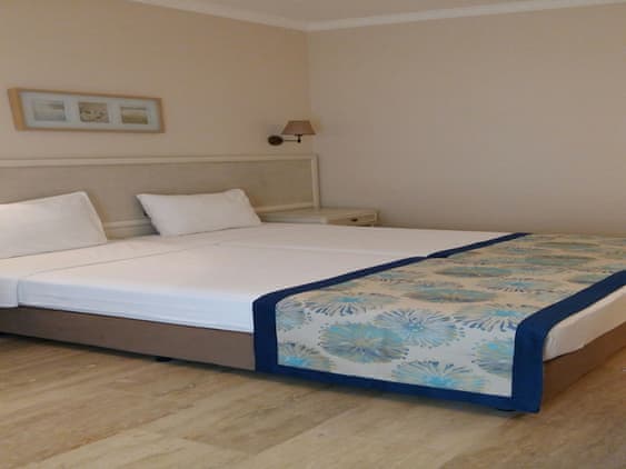 Standard Double or Twin Room, Garden View