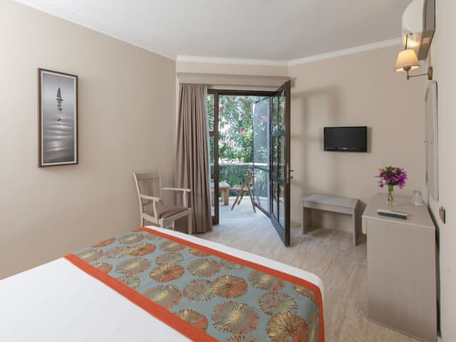 Standard Double or Twin Room, Garden View