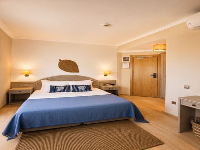 Standard Double or Twin Room, Garden View