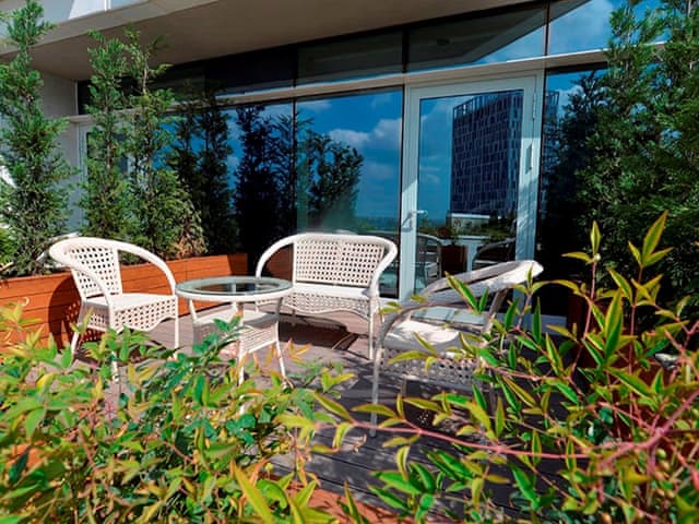 Room, 1 King Bed, Smoking, Terrace