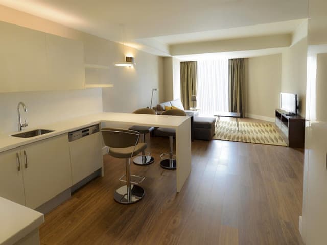 Room, 1 King Bed (Residence)