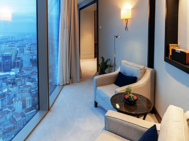 Executive Room, 1 King Bed, Corner