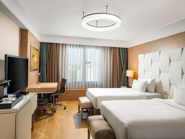 Premium Room, City View