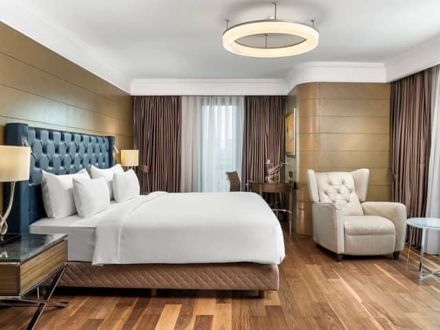 Premium Room, City View