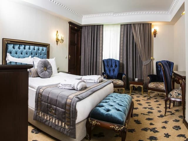 Grand Deluxe Double or Twin Room
