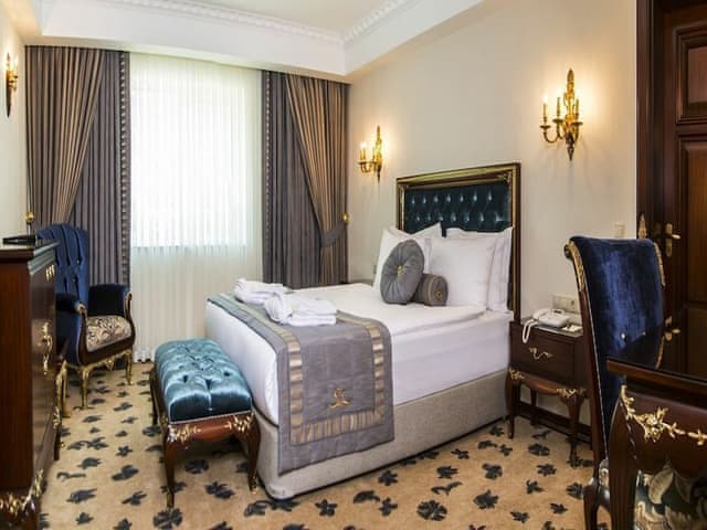 Grand Deluxe Double or Twin Room