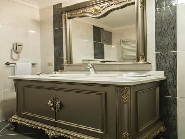 Grand Deluxe Double or Twin Room