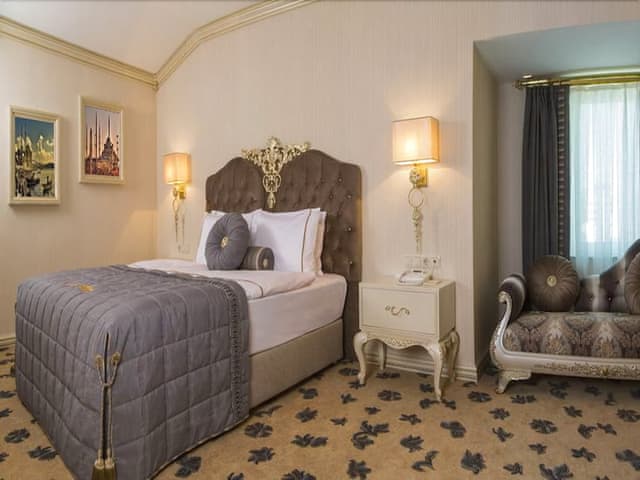 Grand Deluxe Double or Twin Room