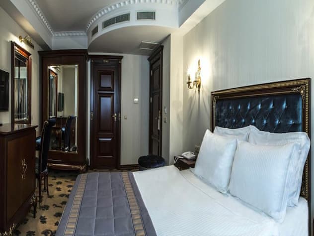 Grand Deluxe Double or Twin Room