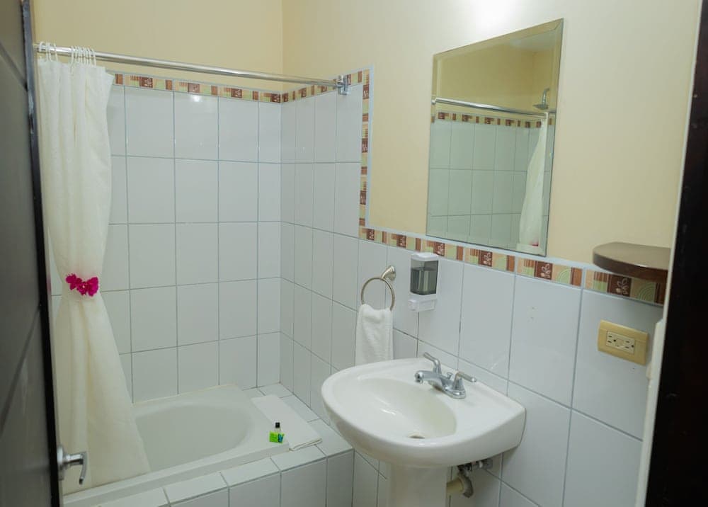 Photo 32