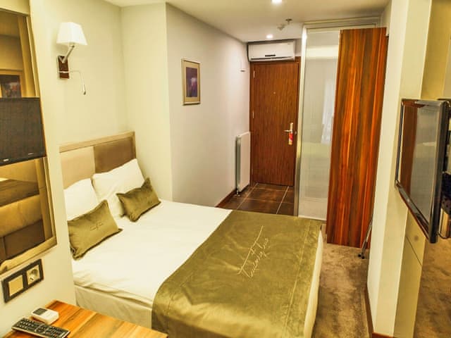 Standart Çift Kişilik Oda