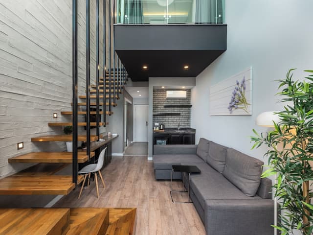 Premium Loft, 1 Queen Bed with Sofa bed