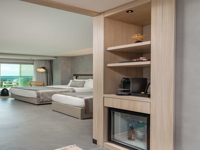 Superior Quadruple Room, Sea View (Large)
