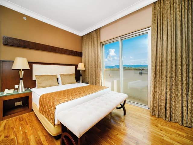 Family Twin Room, 2 Bedrooms, Mountain View