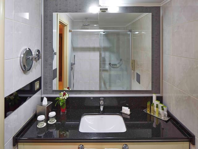 Deluxe Room, 1 King Bed