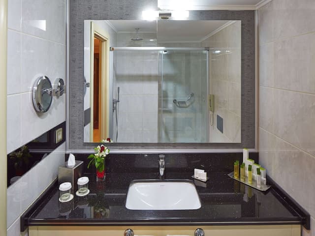 Deluxe Room, 1 King Bed