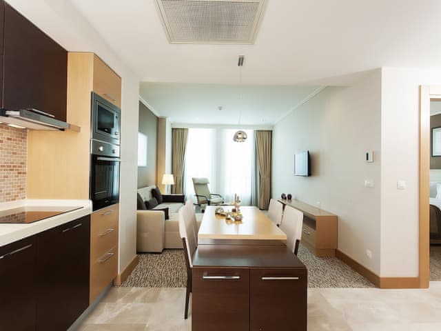 One Bedroom Apartment City View with Kitchen