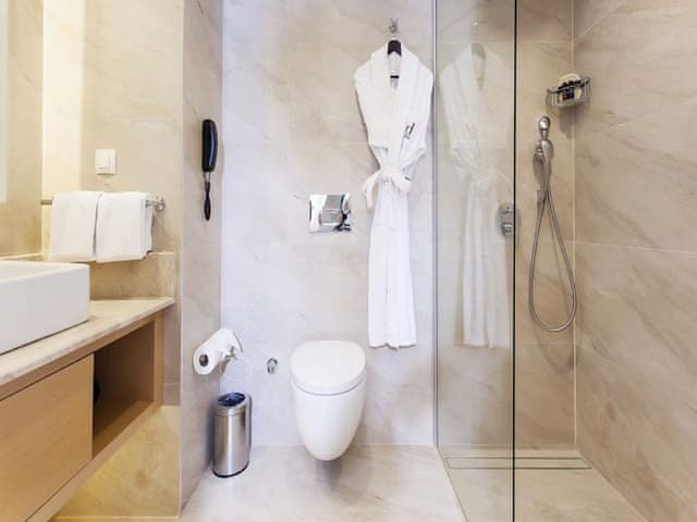 Superior King City View