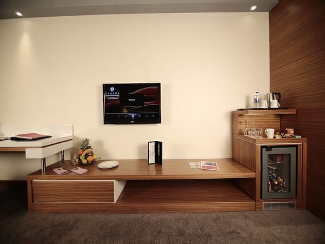 Room, 1 King Bed, Non Smoking