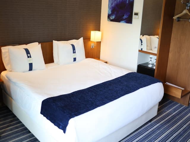 Standard Room, 1 Queen Bed with Sofa bed (Free Breakfast)