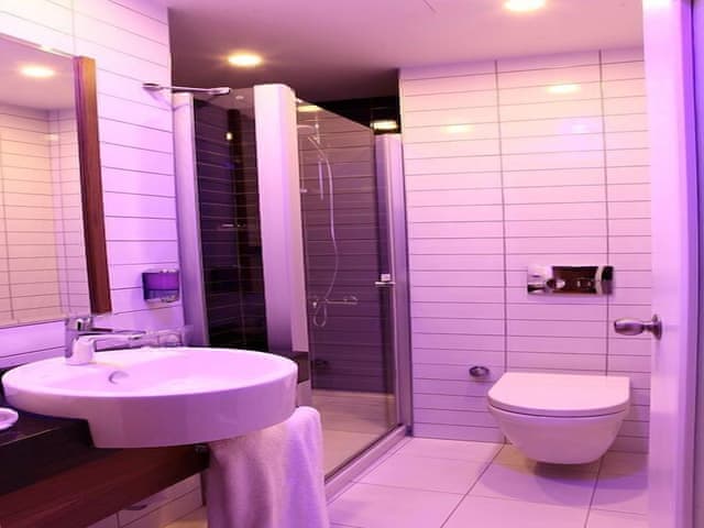 Standard Room, 1 Double Bed (Free Breakfast)