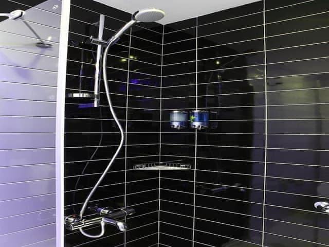 Standard Room, 2 Twin Beds (Free Breakfast)