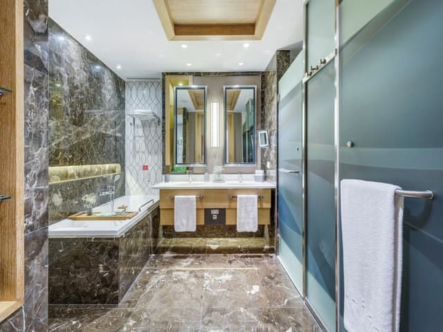 Jade Room Partial Sea View