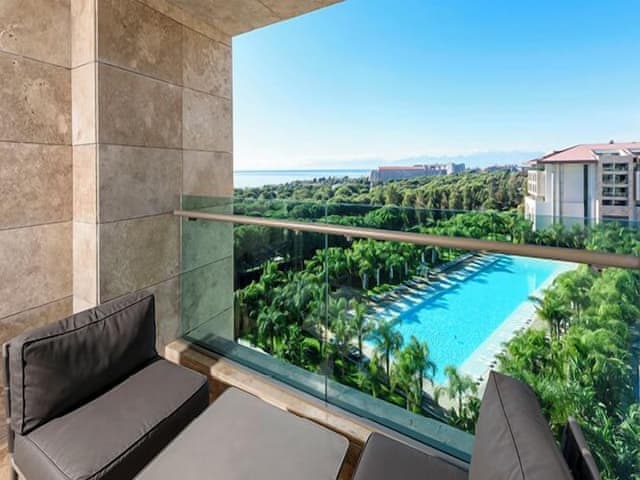 Jade Room Partial Sea View