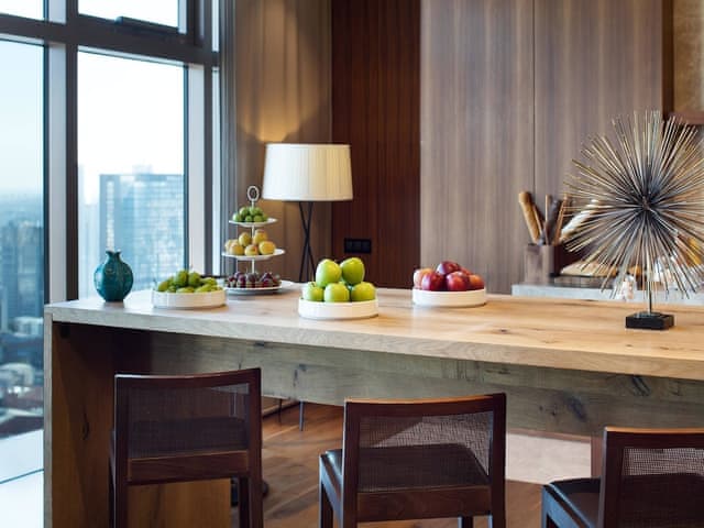 Executive Room, 1 King Bed (Lounge Access)