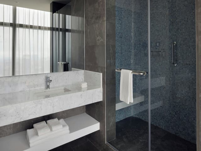 Deluxe Room, 1 King Bed, Sea View