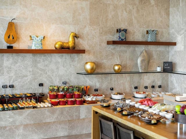 Executive Room, 1 King Bed (Lounge Access)